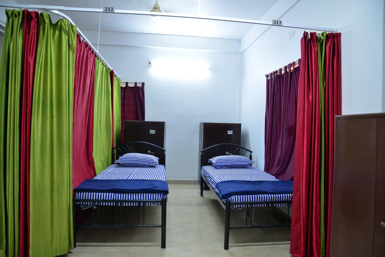 Hotel Tranquil Hospitality à Bhubaneswar Extérieur photo